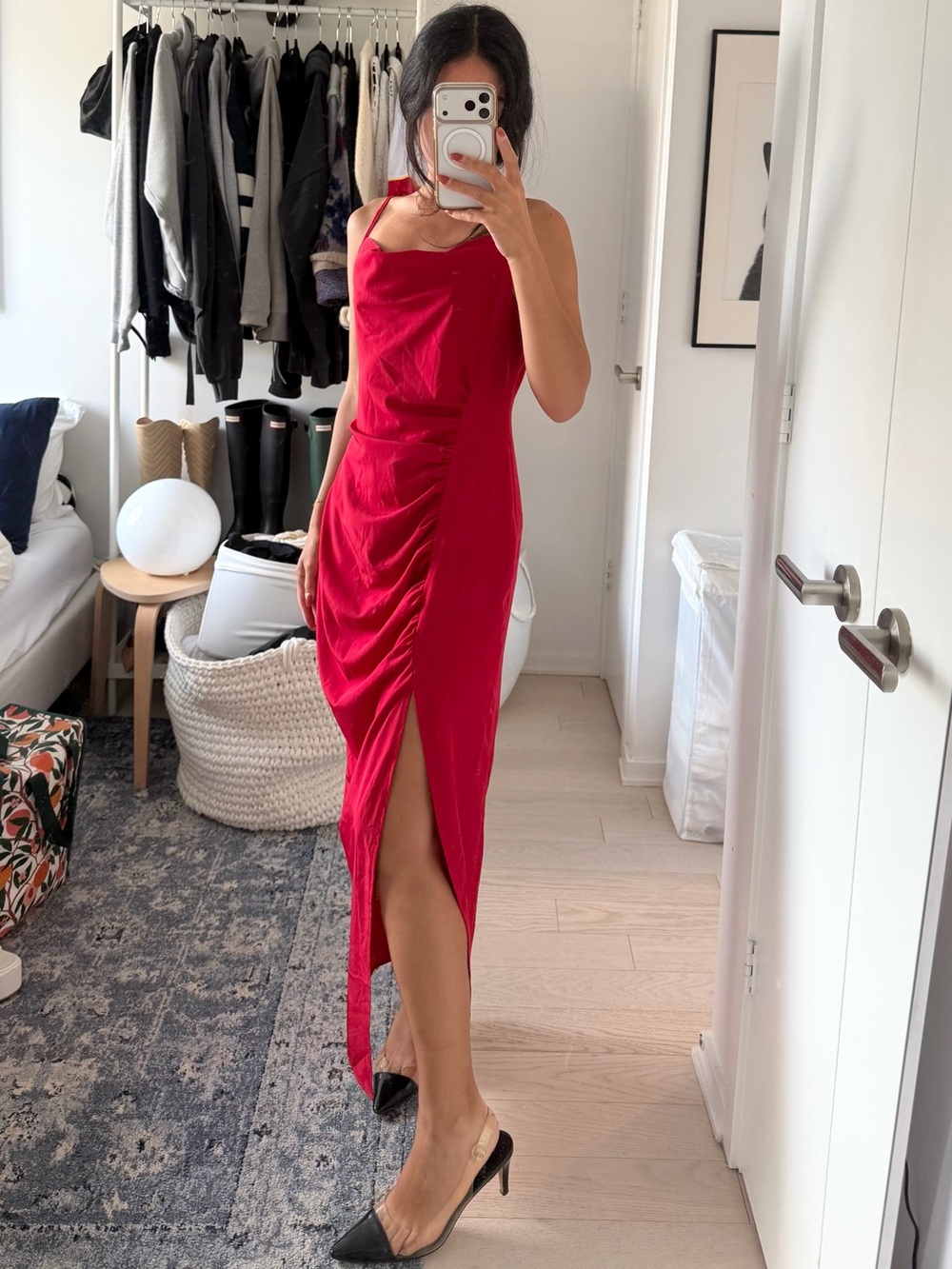 Red Dress - Picture 2 of 4